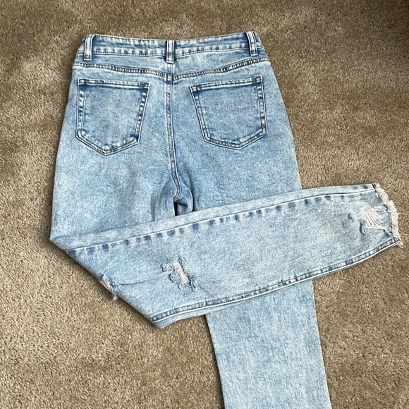 High Rise! 😊 - Picture 4 of 5